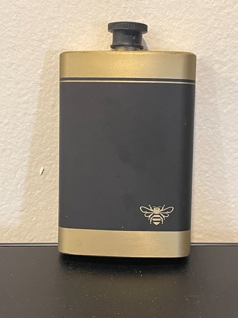 Flask - Picture 3 of 4